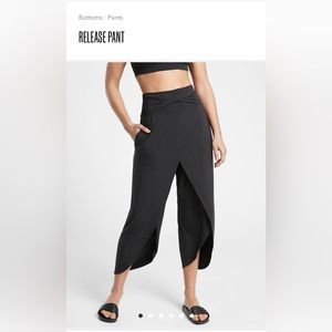 Athleta Release Pant Size S NWT